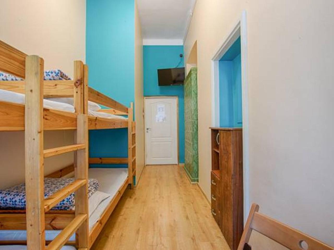 Euro Hostel คราคูฟ ภายนอก รูปภาพ